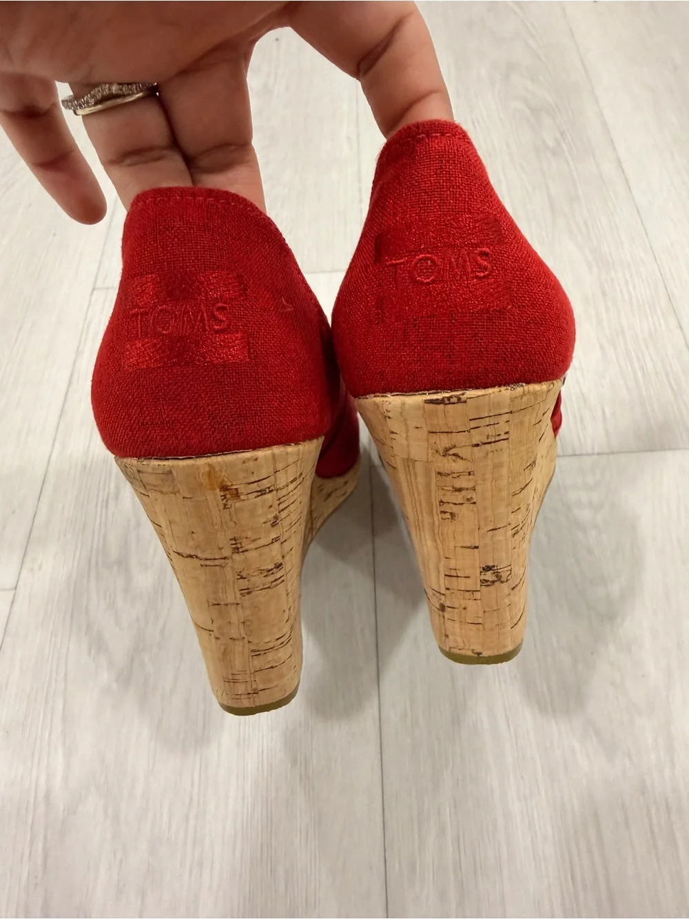 TOMS Red Canvas Cork Wedge Peep Toe Slip On Heels‎ Size 7